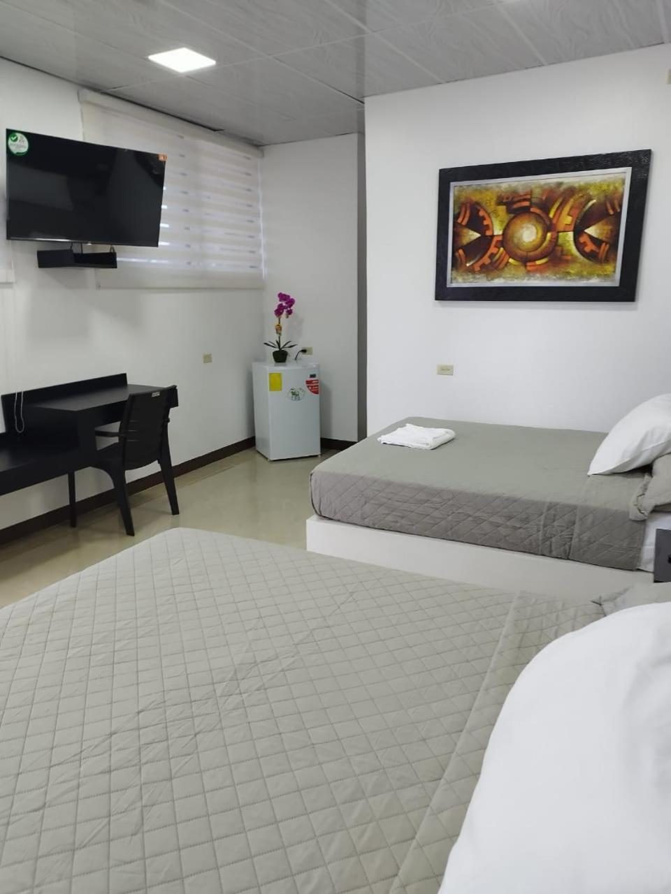 Hotel Los Algarrobos Puerto Baquerizo Moreno Kültér fotó