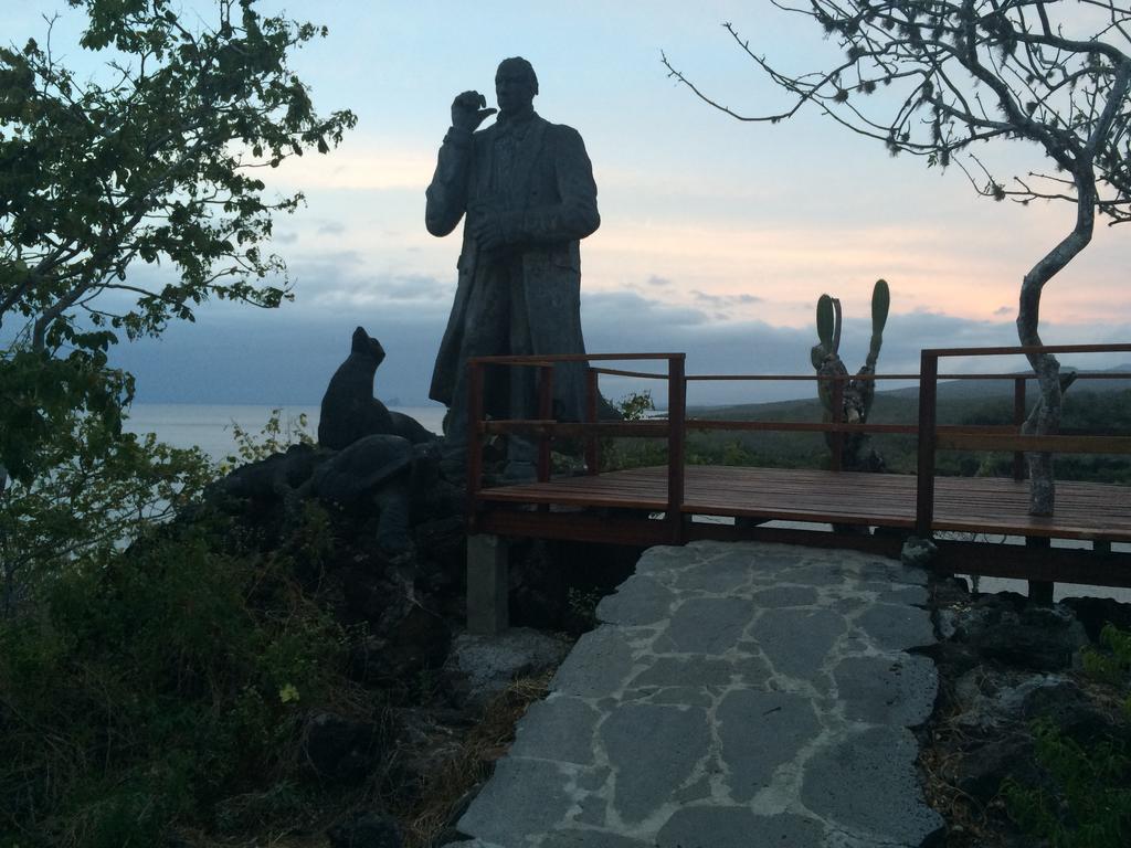 Hotel Los Algarrobos Puerto Baquerizo Moreno Kültér fotó