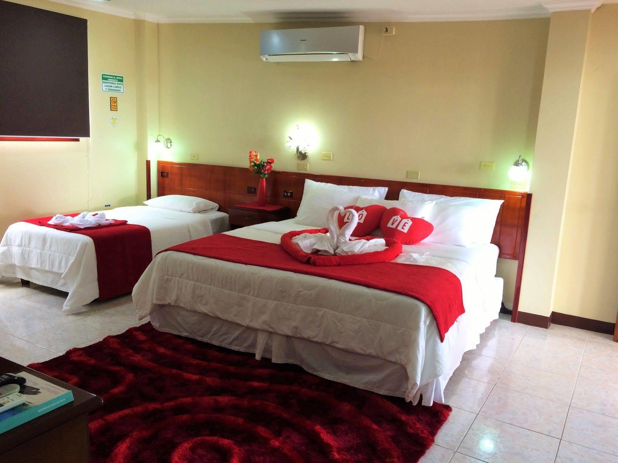 Hotel Los Algarrobos Puerto Baquerizo Moreno Kültér fotó