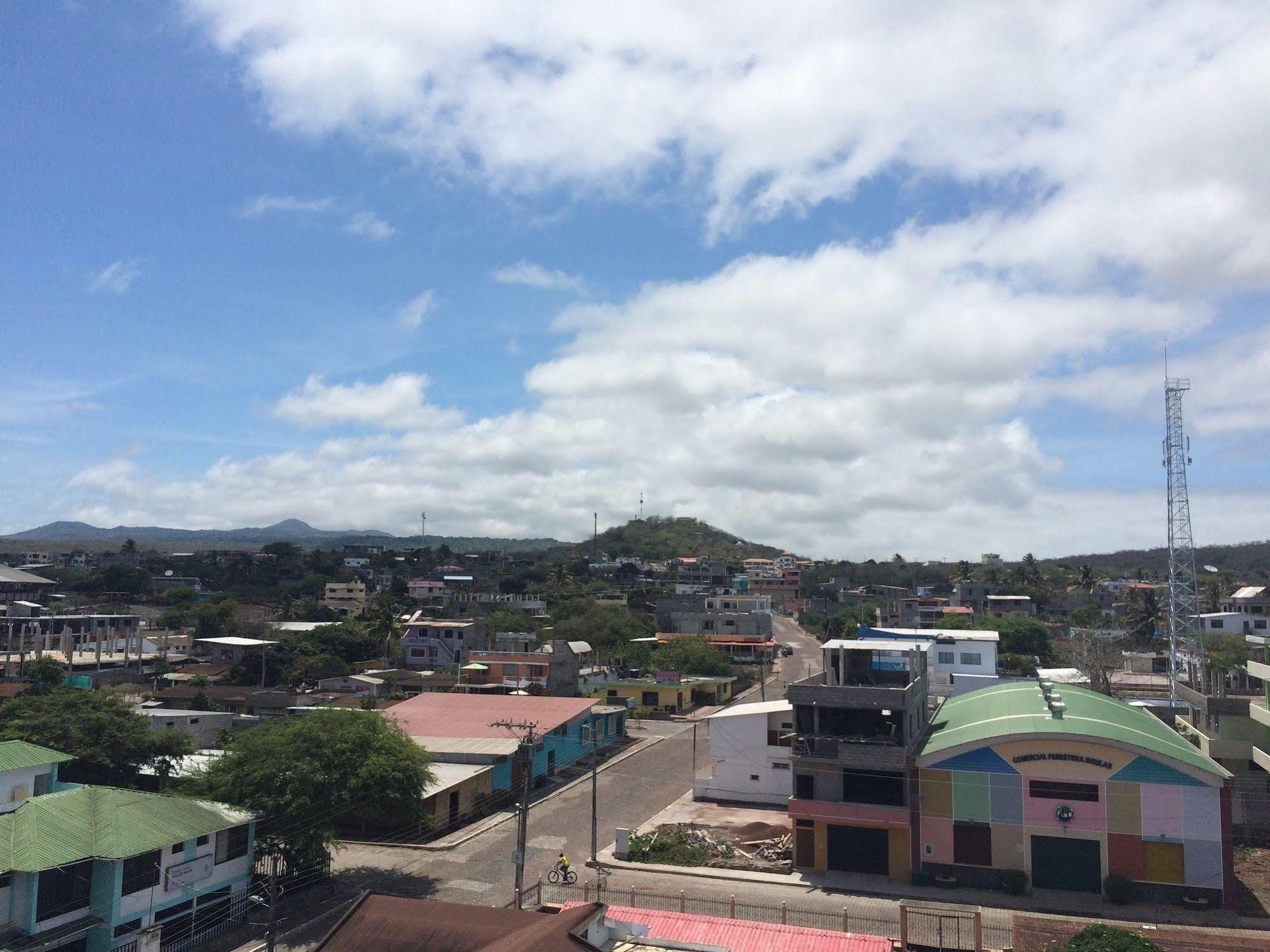 Hotel Los Algarrobos Puerto Baquerizo Moreno Kültér fotó